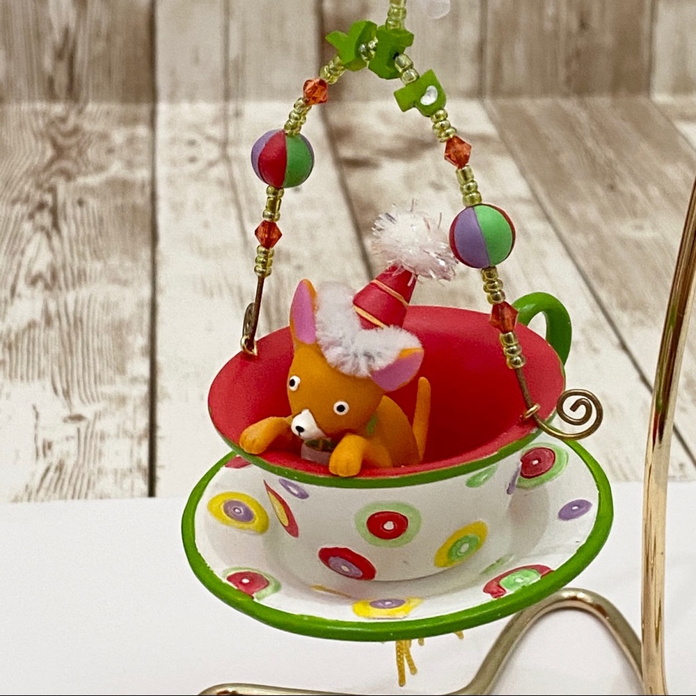 Cute Teacup Chihuahua Christmas Ornament